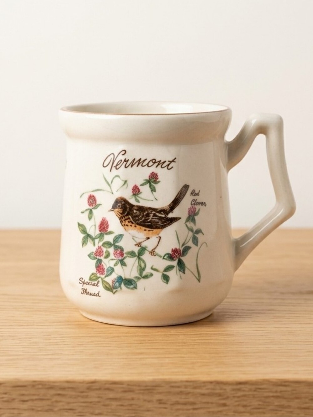 Vintage Vermont Mug – Hermit Thrush & Red Clover Design